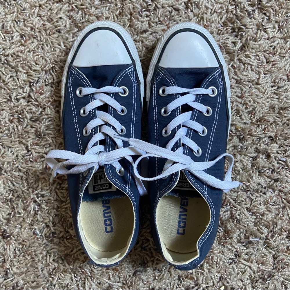 COPY - Low Top Converse